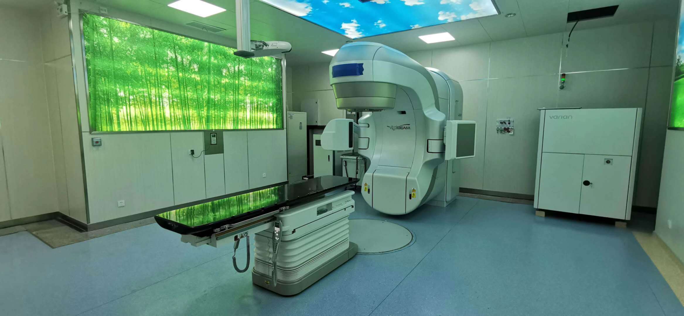 1602339608705962.jpg 泰安<!--HAODF:8:zhongliu--/>肿瘤<!--HAODF:/8:zhongliu-->医院新引进瓦里安Vital Beamj加速器.jpg